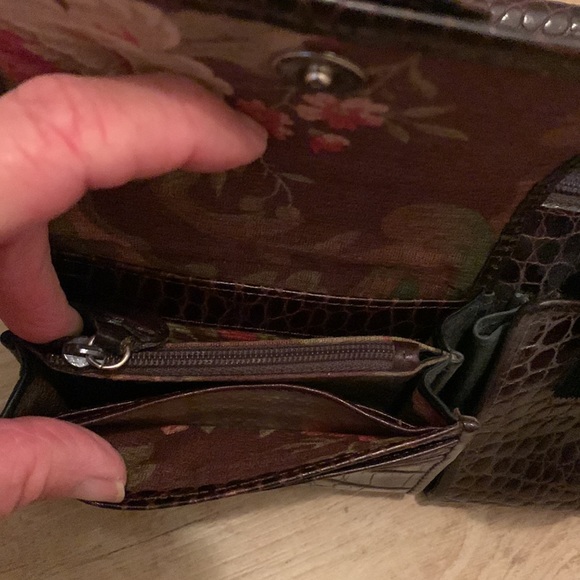 Brighton Leather Crossbody Wallet Bag - Picture 9 of 11